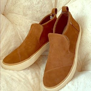 Toms brown suede sneakers